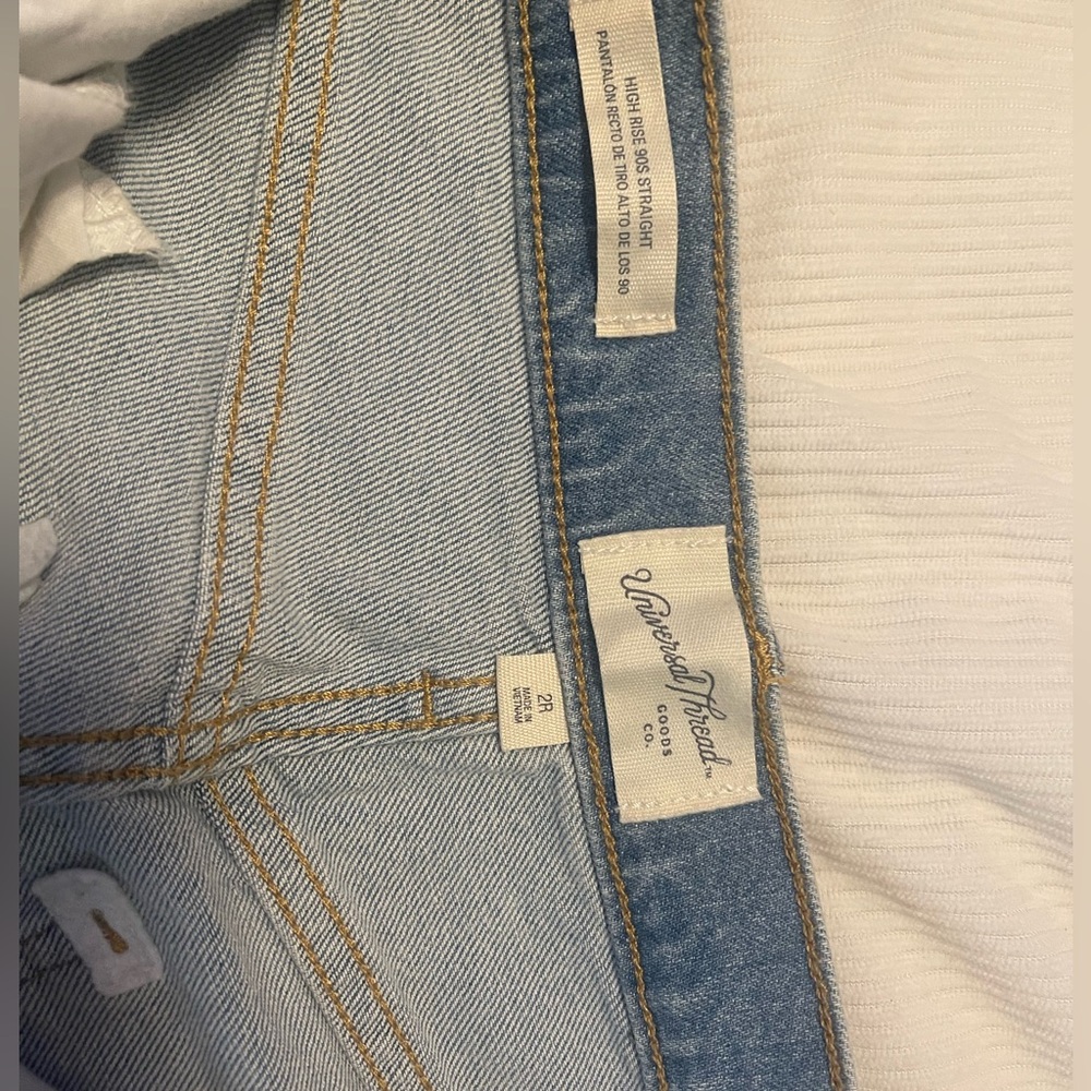 Sparkly universal thread jeans